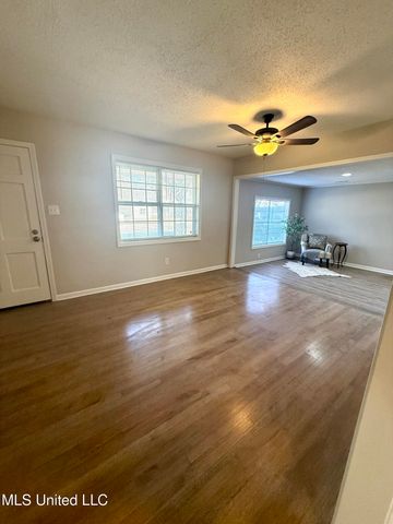 7146 W Carrolton Drive, Southaven, MS 38671