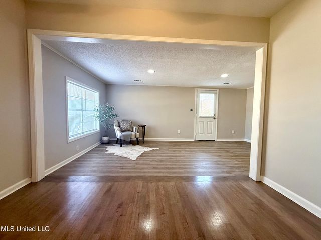 7146 W Carrolton Drive, Southaven, MS 38671