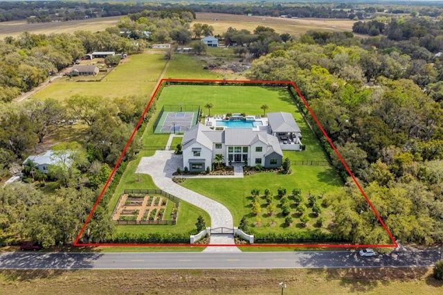 8302 WIRE ROAD, Zephyrhills, FL 33540