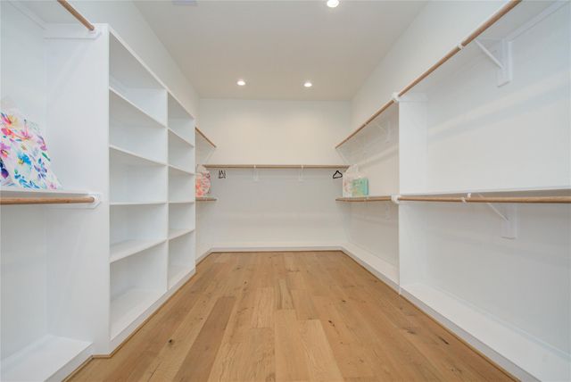 110 E 28th Street, Houston, TX 77008