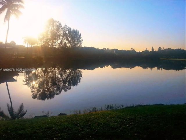 10144 Costa Del Sol Blvd, Doral, FL 33178