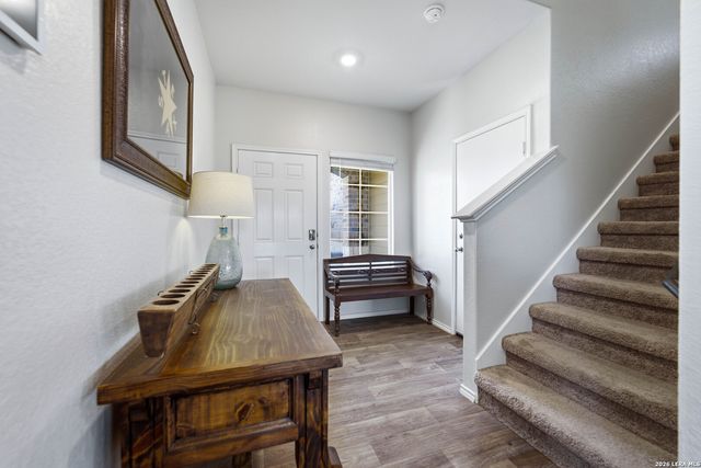 249 Middle Green Loop, Floresville, TX 78114