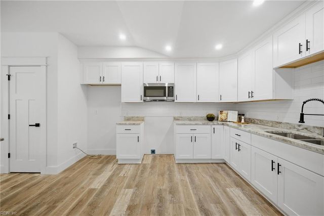 1629 Shillelagh RD, Chesapeake, VA 23323