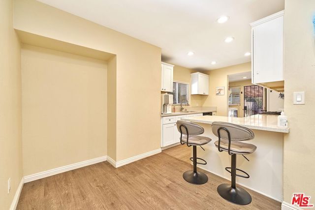 2837 W Avenue 33, Los Angeles, CA 90065