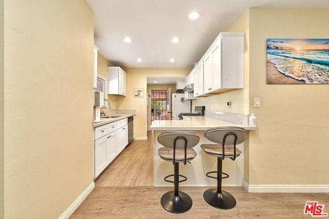2837 W Avenue 33, Los Angeles, CA 90065