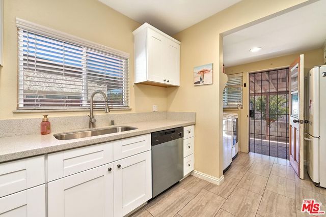 2837 W Avenue 33, Los Angeles, CA 90065