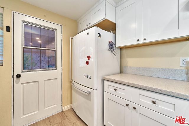 2837 W Avenue 33, Los Angeles, CA 90065