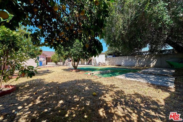 2837 W Avenue 33, Los Angeles, CA 90065