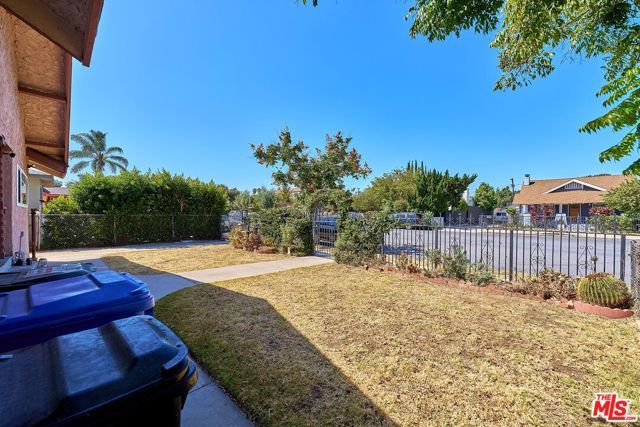 2837 W Avenue 33, Los Angeles, CA 90065