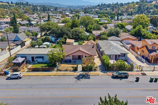 2837 W Avenue 33, Los Angeles, CA 90065