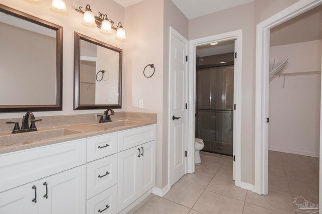 1264 Greystone Ln, Pensacola, FL 32514