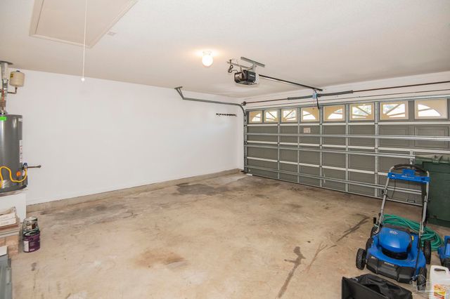 1264 Greystone Ln, Pensacola, FL 32514