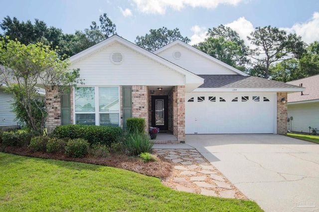 1264 Greystone Ln, Pensacola, FL 32514