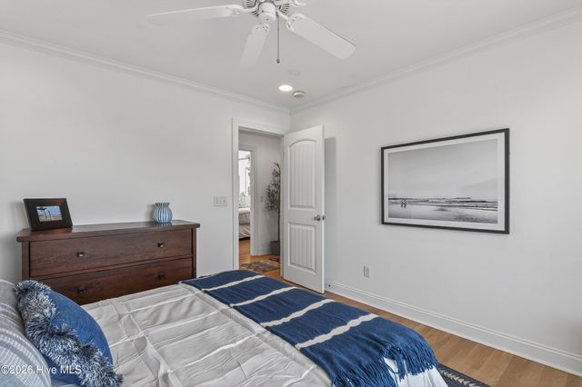 30 W Greensboro Street, Wrightsville Beach, NC 28480