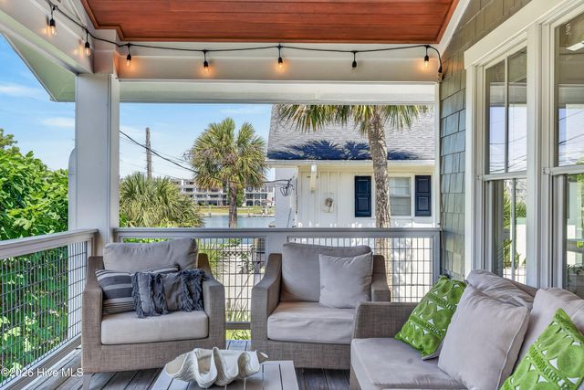 30 W Greensboro Street, Wrightsville Beach, NC 28480