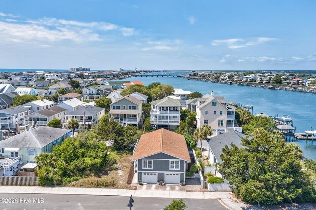 30 W Greensboro Street, Wrightsville Beach, NC 28480