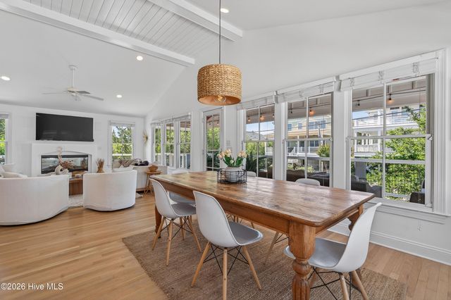 30 W Greensboro Street, Wrightsville Beach, NC 28480