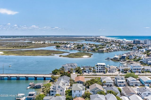 30 W Greensboro Street, Wrightsville Beach, NC 28480