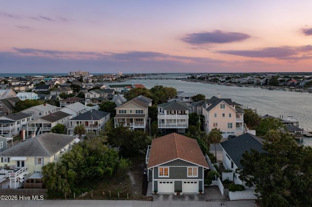 30 W Greensboro Street, Wrightsville Beach, NC 28480