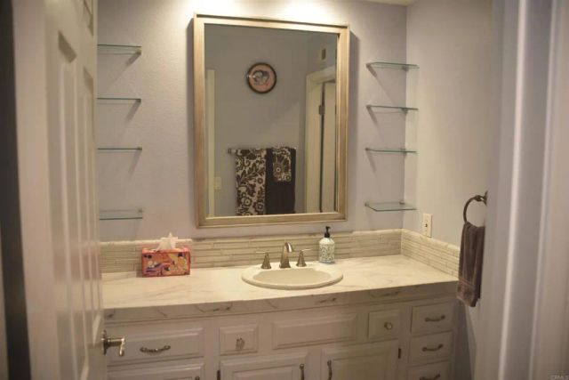 5436 Fairgreen Way, Bonsall, CA 92003