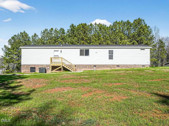 133 Sandy Plains Lane, Henderson, NC 27537