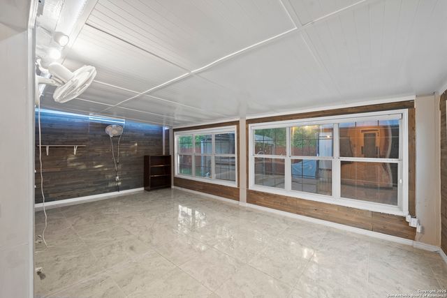 6739 TEZEL BND, San Antonio, TX 78250
