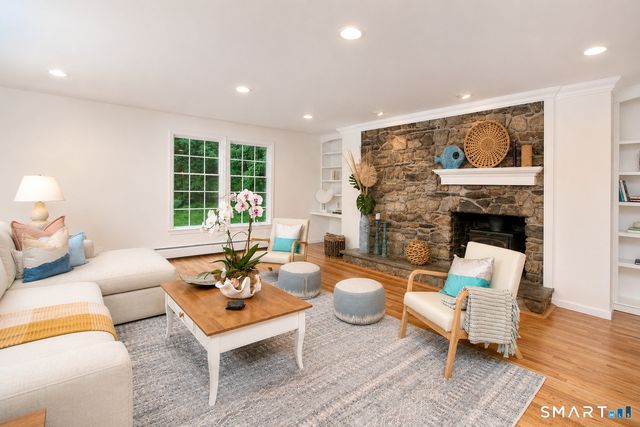 4 North Valley Road, Ridgefield, CT 06877