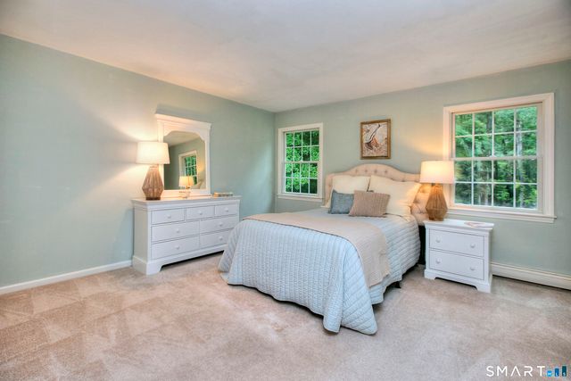 4 North Valley Road, Ridgefield, CT 06877