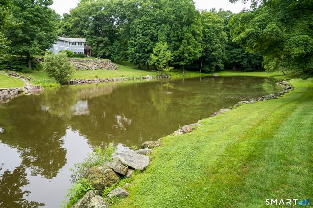 4 North Valley Road, Ridgefield, CT 06877