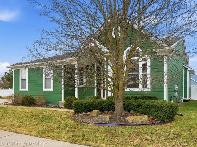 57103 Decora Park Boulevard, New Haven Village, MI 48048