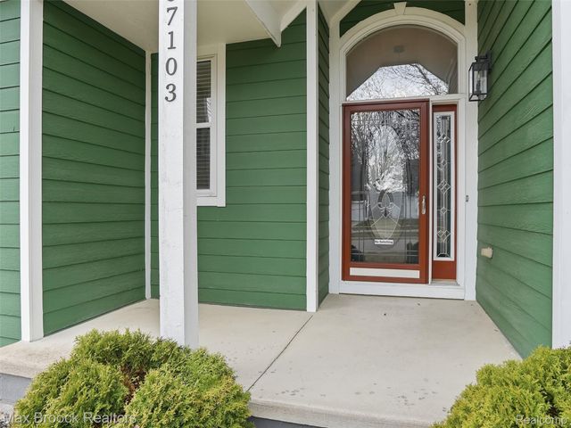 57103 Decora Park Boulevard, New Haven Village, MI 48048