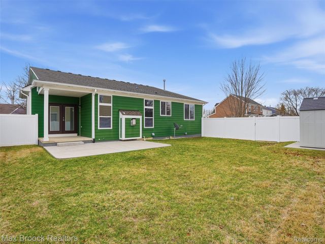 57103 Decora Park Boulevard, New Haven Village, MI 48048