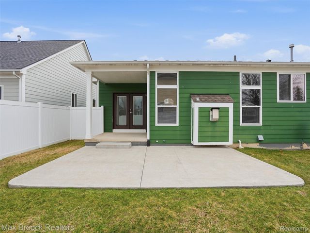 57103 Decora Park Boulevard, New Haven Village, MI 48048