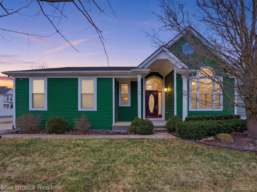 57103 Decora Park Boulevard, New Haven Village, MI 48048