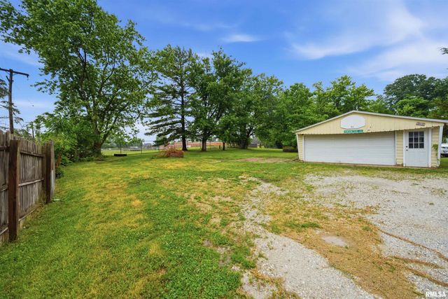 2224 N KNOLLAIRE Drive, Washington, IL 61571