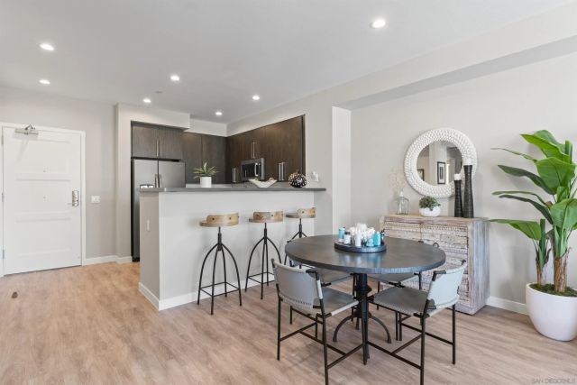 355 N Cleveland Street 405, Oceanside, CA 92054