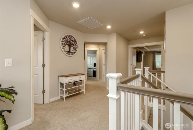 7713 208th Avenue E, Bonney Lake, WA 98391