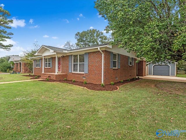 2416 Elliott Street SE, Decatur, AL 35601