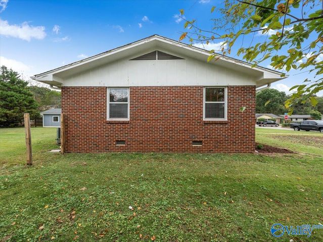 2416 Elliott Street SE, Decatur, AL 35601
