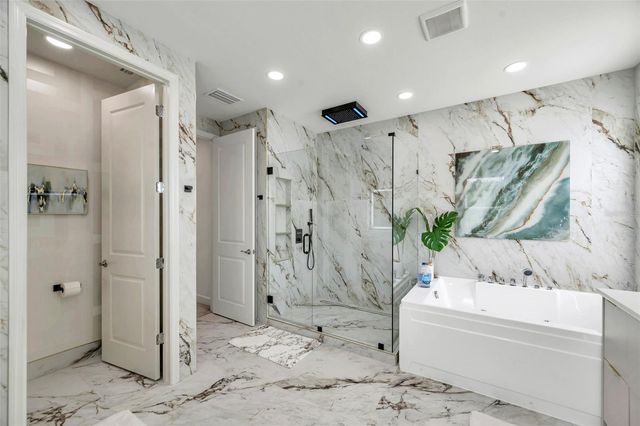 32203 MAHOGANY VALLEY DRIVE, Wesley Chapel, FL 33543