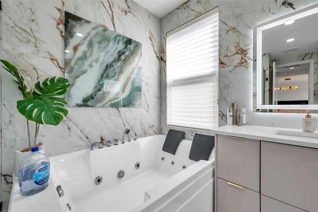 32203 MAHOGANY VALLEY DRIVE, Wesley Chapel, FL 33543