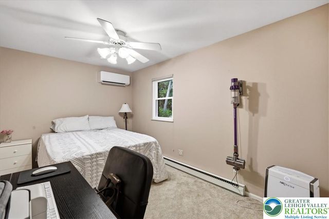 1704 Gable Drive, Coopersburg Boro, PA 18036