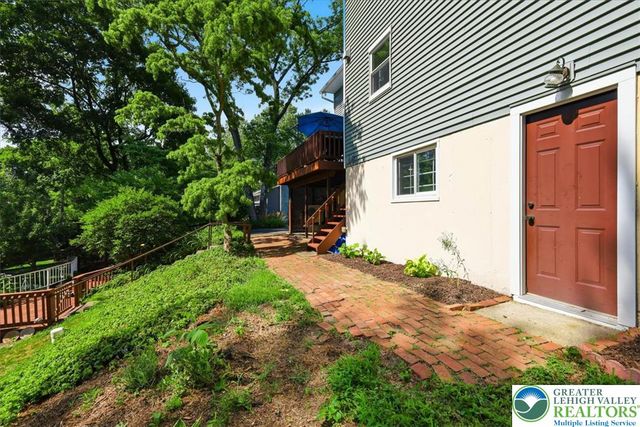 1704 Gable Drive, Coopersburg Boro, PA 18036