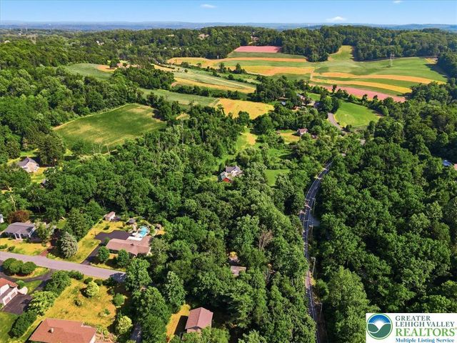 1704 Gable Drive, Coopersburg Boro, PA 18036