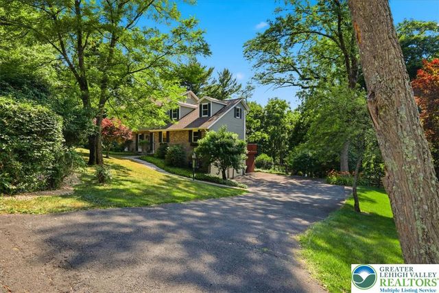 1704 Gable Drive, Coopersburg Boro, PA 18036