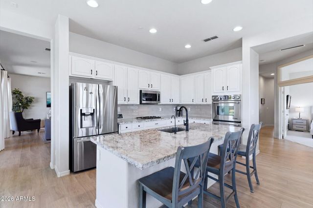 10766 E PALM RIDGE Drive, Scottsdale, AZ 85255