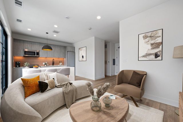 4315 S Congress Ave 208, Austin, TX 78745