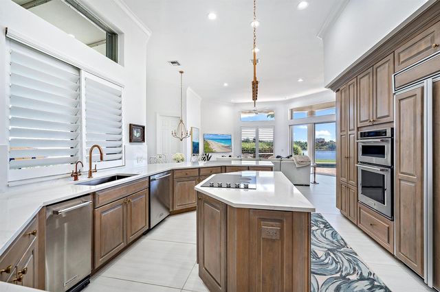 14474 Cypress Island Circle, Palm Beach Gardens, FL 33410