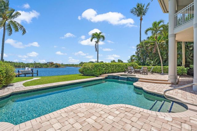 14474 Cypress Island Circle, Palm Beach Gardens, FL 33410