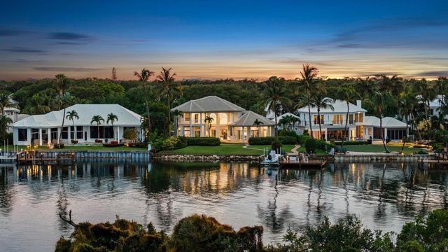 14474 Cypress Island Circle, Palm Beach Gardens, FL 33410